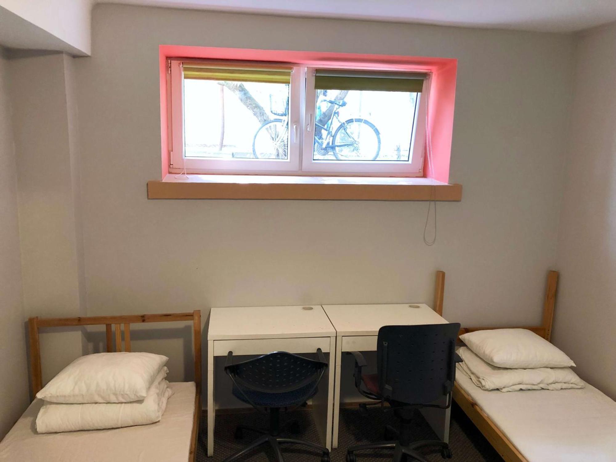 Student-House Kazimierzowska Hostel Warsaw Room photo